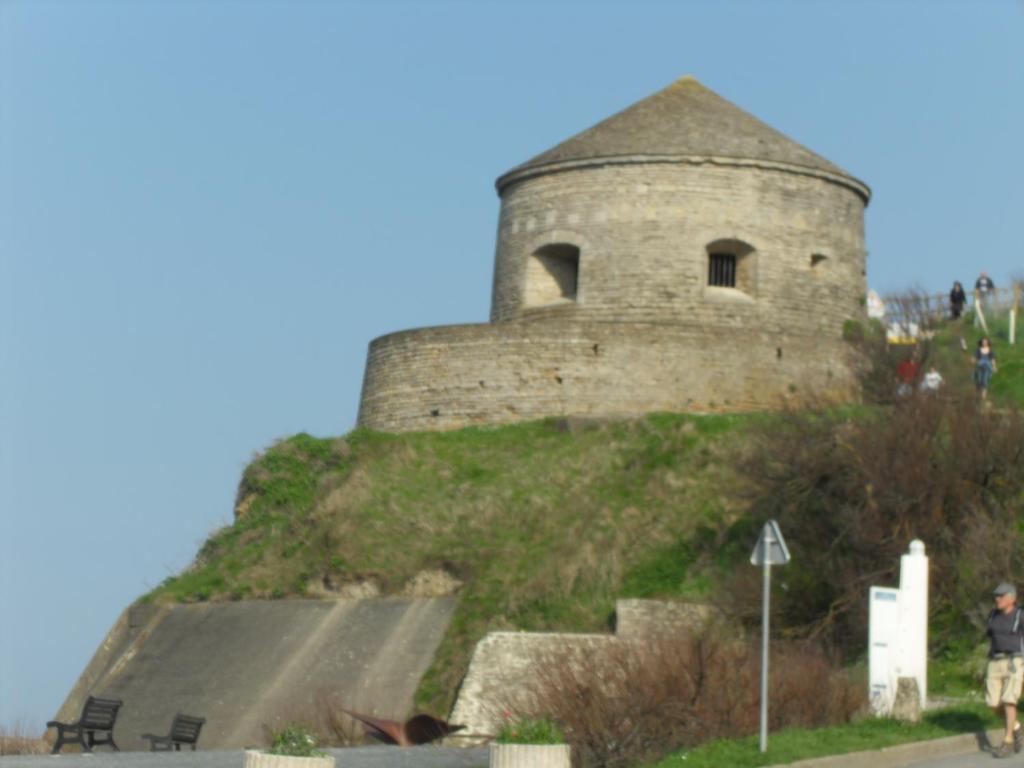 Gites de Mer Port-en-Bessin-Huppain Habitación foto